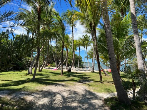 Two Authentic Conch Houses with Private Beach on FL BAY