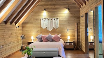 1 slaapkamer, een bureau, gratis wifi, beddengoed