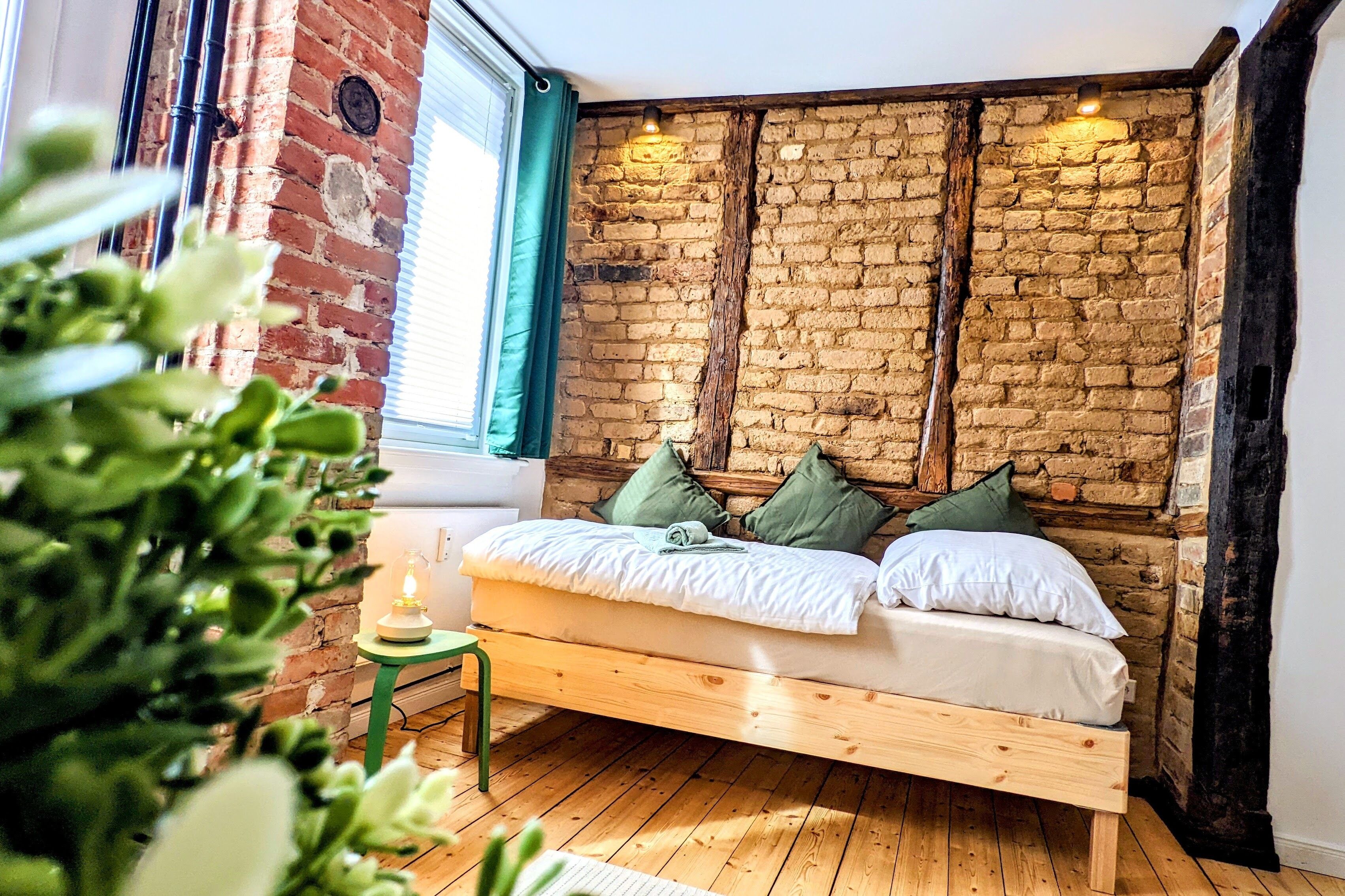 1 Schlafzimmer, Schreibtisch, Bügeleisen/Bügelbrett, Reisekinderbett