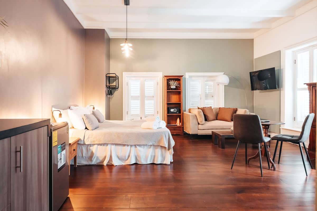 1 bedroom, premium bedding, pillow-top beds, individually decorated