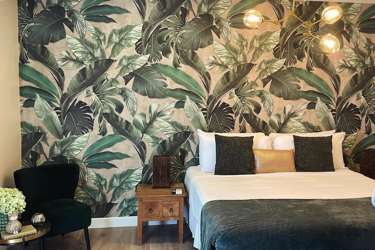 1 bedroom, premium bedding, pillow-top beds, individually decorated