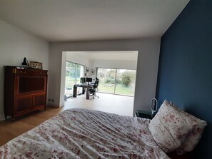 6 chambres, bureau, fer et planche à repasser, Wi-Fi gratuit