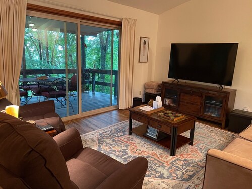 Cozy Cottage to enjoy the NC mountains , close to everything