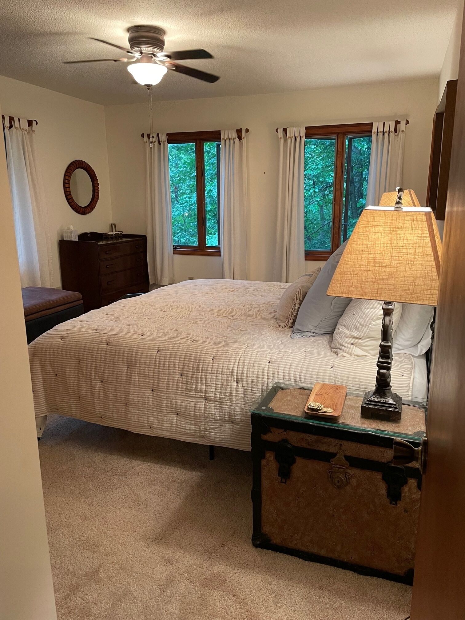 3 chambres, bureau, fer et planche à repasser, Wi-Fi gratuit