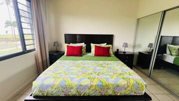 2 Schlafzimmer, Reisekinderbett, kostenloses WLAN, Bettwäsche