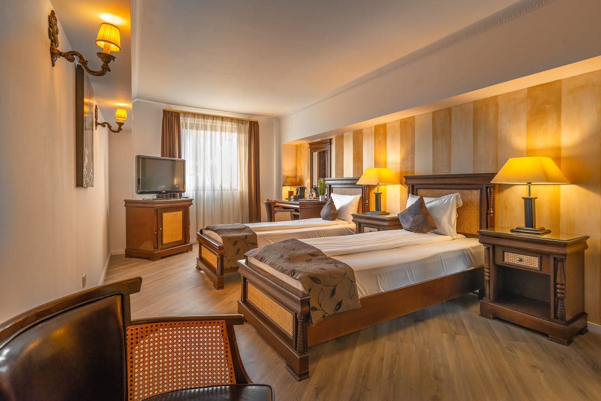 Superior Double or Twin Room | 1 bilik tidur, peralatan tempat tidur premium, busa memori, bar mini