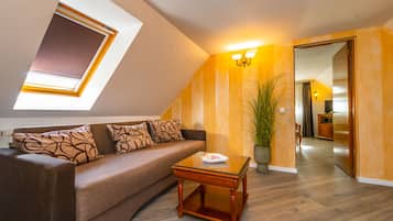 Family Suite | 1 bedroom, premium bedding, memory foam beds, minibar