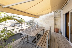 Outdoor dining - Artist Duplex & Terrace - 170m² (Burdeos)