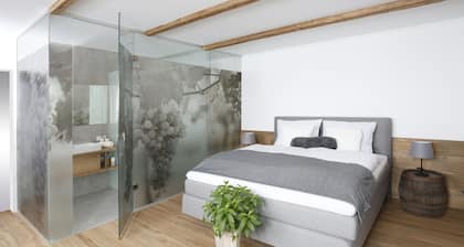 Chalet Appartement Weingarten mit Panorama Blick in die Berge
