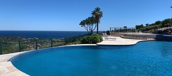 Small but nice - panoramic sea view - Magnifique!