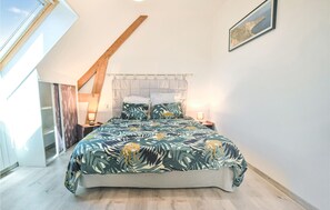 3 soverom, reiseseng for barn, wi-fi (inkludert) og sengetøy