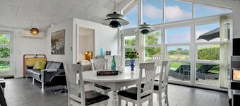 Beautiful home in Børkop with kitchen