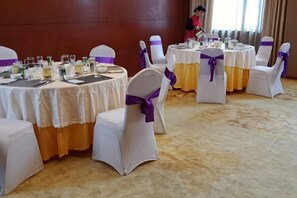 星評価なしの画像、4 / 97、ボタン