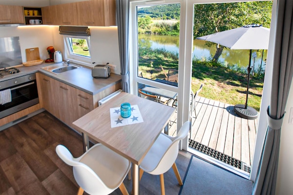 Réfrigérateur, plaque de cuisson, cafetiÚre/bouilloire