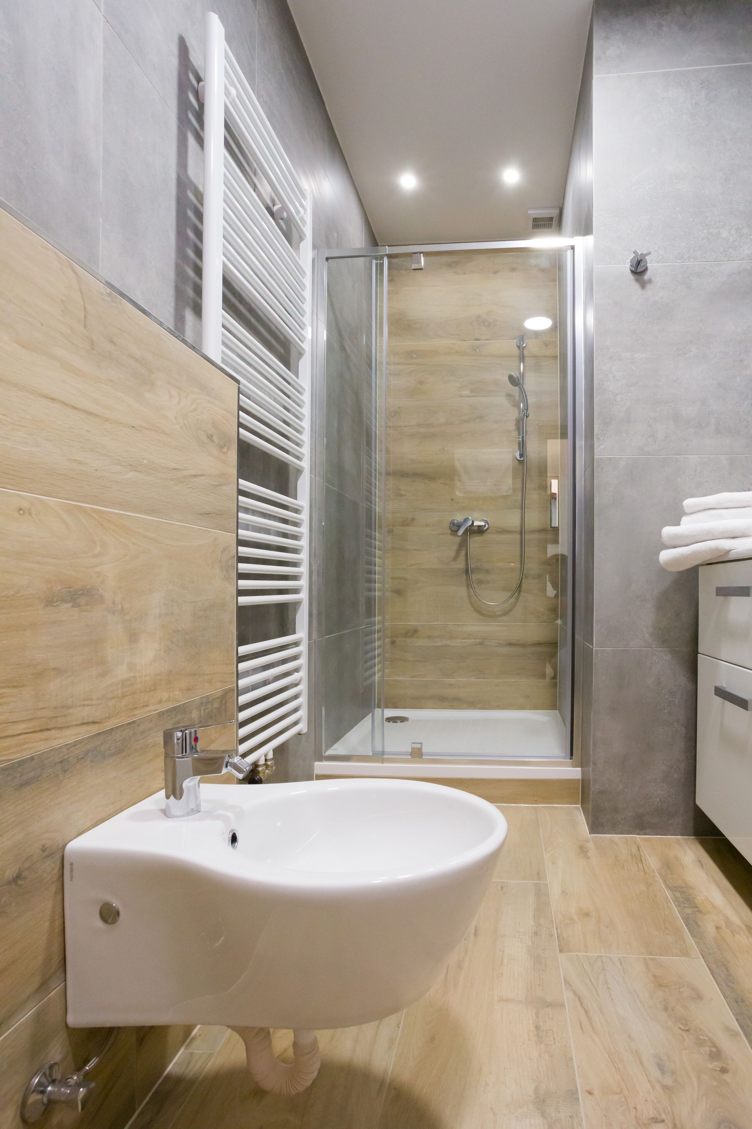 Dusche, Bidet