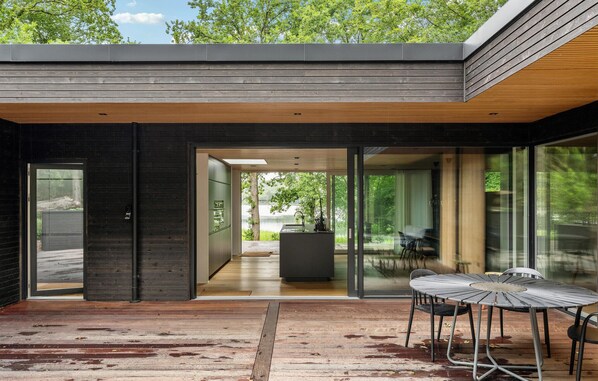 Outdoor dining - Gorgeous home in Bryrup with kitchen (Bryrup)