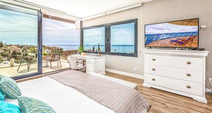 Awesome home in Cala del Moral