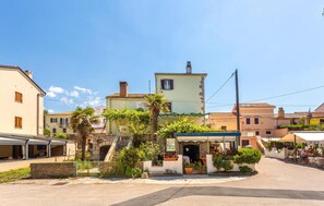 Exterior - Stunning apartment in Punat with WiFi (Punat)