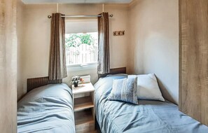 2 Schlafzimmer, Reisekinderbett, kostenloses WLAN