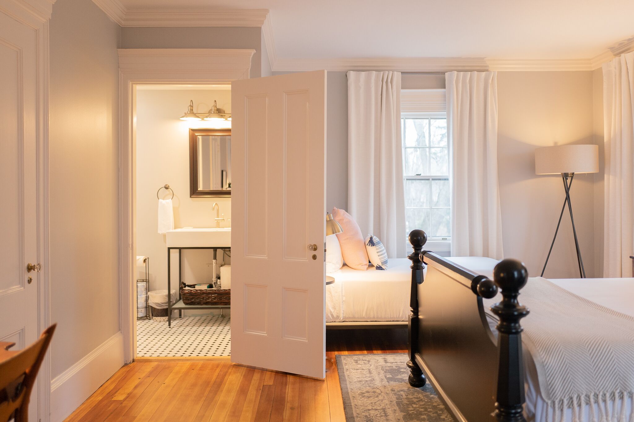 deluxe triple room | hypo-allergenic bedding, laptop workspace, free wifi, bed sheets