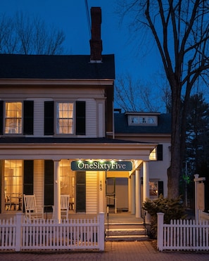 Front of property - OneSixtyFive (Brunswick)