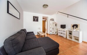 Living area - 2 bedroom pet friendly home in Sagunto (Sagunto)