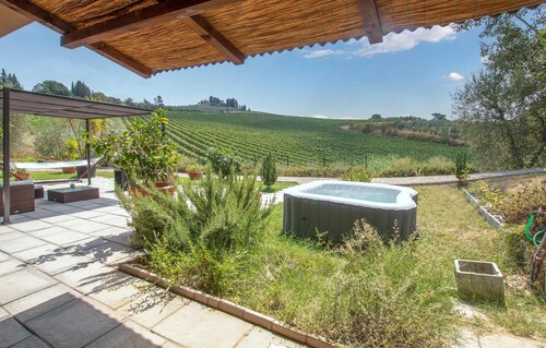 Beautiful home in Montelupo Fiorentino with WiFi