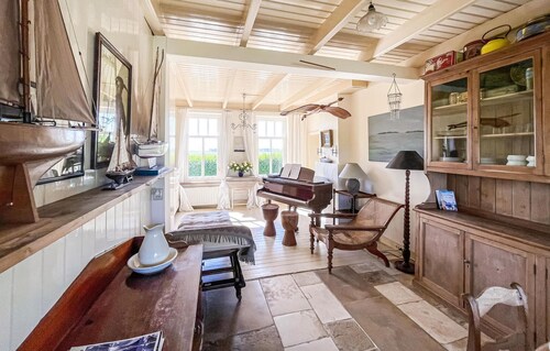 Amazing home in Graauw