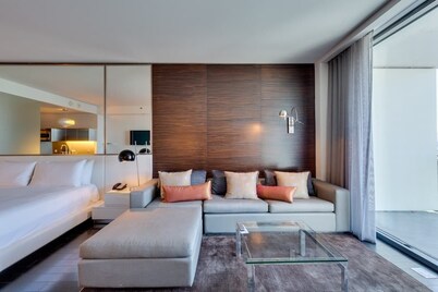 Palms Place Modern Room W Beautiful Mountain View