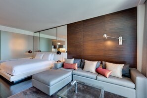 1 chambre, bureau, fer et planche à repasser, accès au Wi-Fi (inclus)