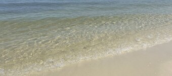 Beautifully Remodeled Bay Front Condo