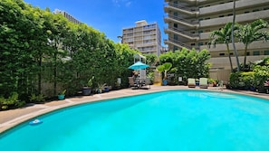 Piscine extérieure
