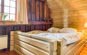 3 bedrooms, travel cot, free WiFi