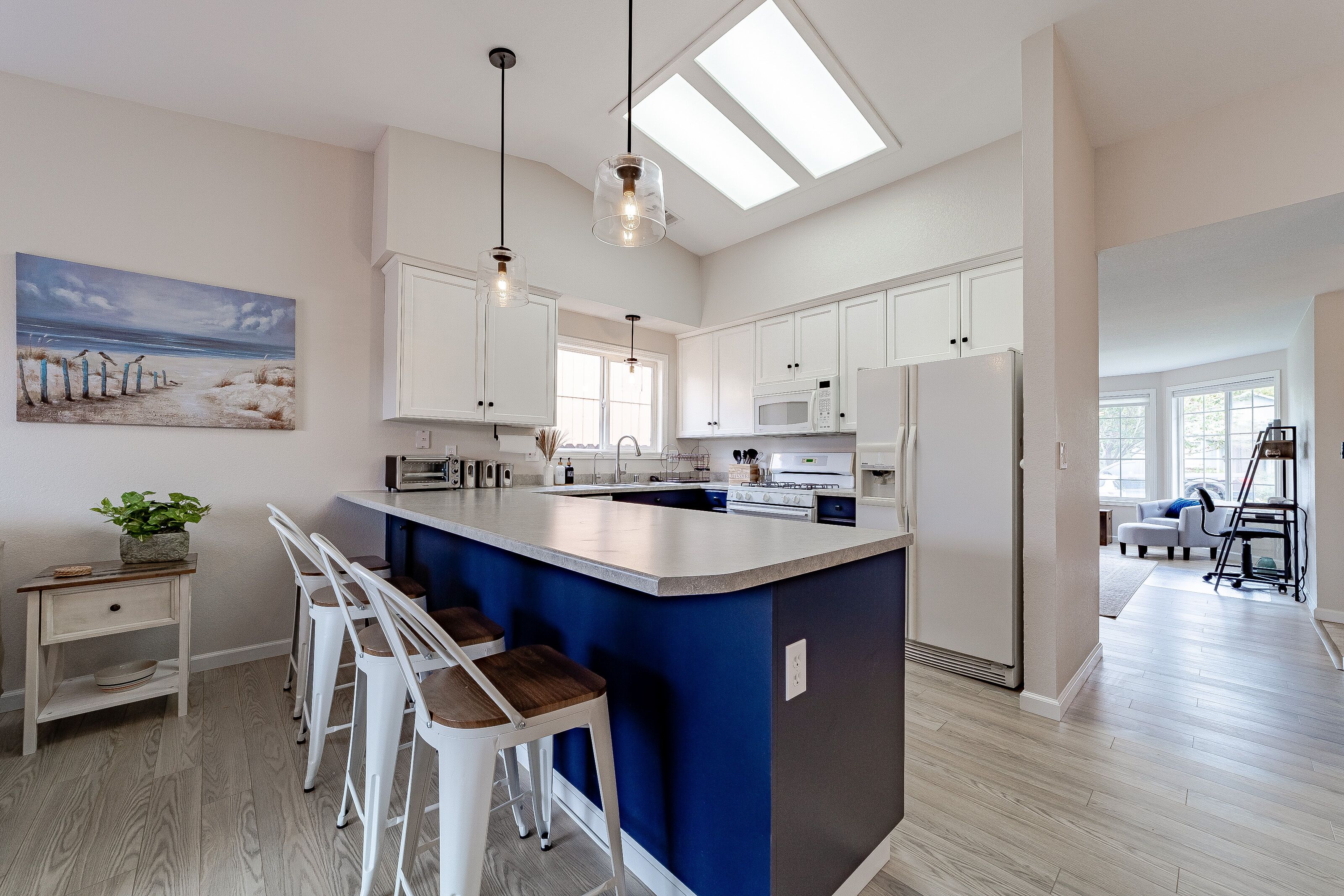 Frigorífic, forn, placa de cuina i rentaplats 