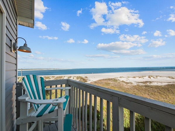 Property grounds - 4BR House in North Topsail Beach with Ocean & Sound Views (North Topsail Beach)