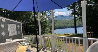 Where the Mountain meets the Lake. Lakefront cottage, views of Mount Kearsarge!