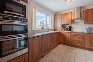 Fridge, microwave, oven, toaster