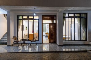 Interior - APT2-1bed, 1 bath, Laundry (Kigali)