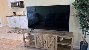 Smart TV - Sunny Sequim! (Sequim)