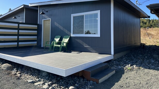 Exterior - Sunny Sequim! (Sequim)