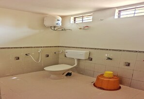 Family Room | Bathroom | Shower, towels - JUNGLE PARADISE FARM AND GUEST HOUSE (Ootacamund)