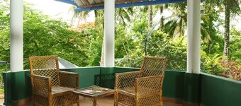 JUNGLE PARADISE FARM AND GUEST HOUSE