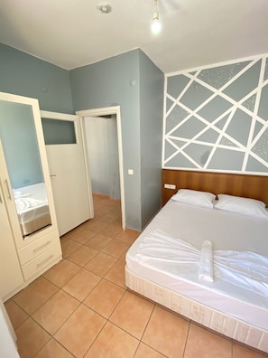 Condo Affaires, vue sur la mer | 1 chambre, literie de qualité, bureau, système d’insonorisation