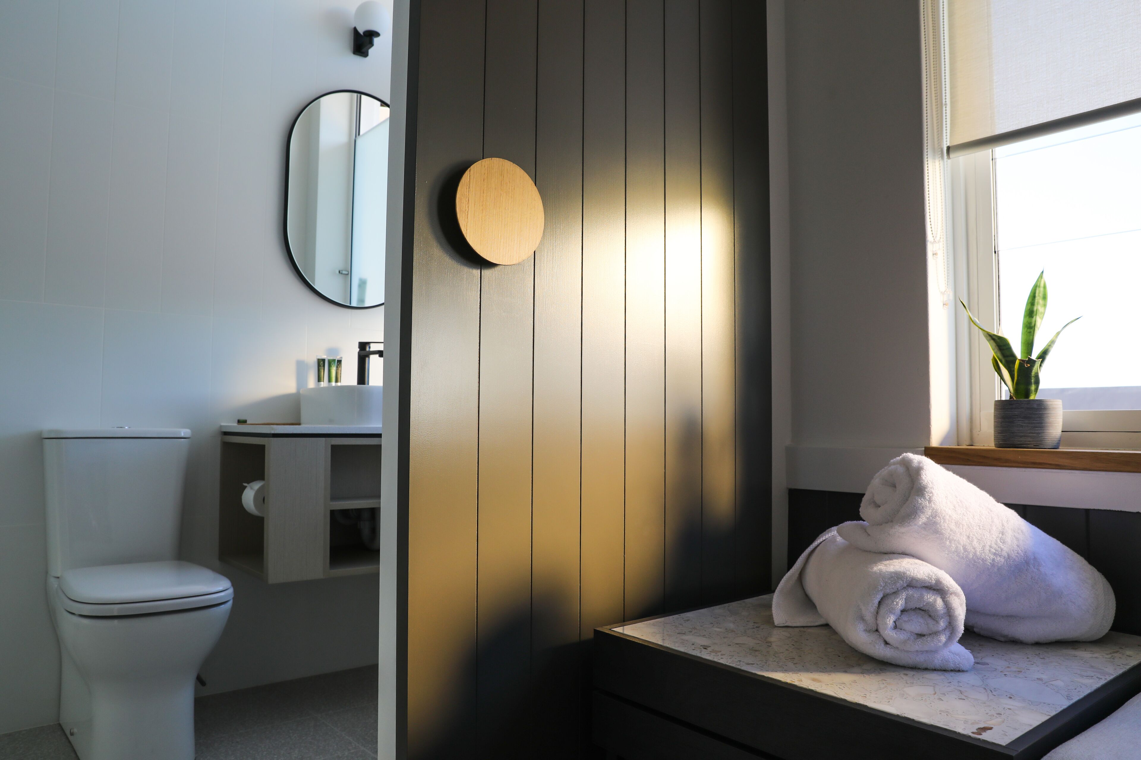 Photo - Barrys Beach Road Hotel