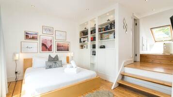 House (3 Bedrooms) | 3 bedrooms