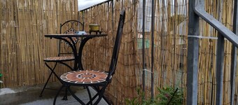 Cosy studio Flat in the Scenic Lochside village of Dalavich