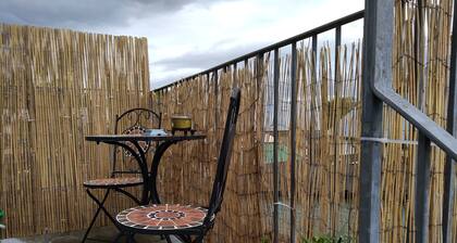 Cosy studio Flat in the Scenic Lochside village of Dalavich