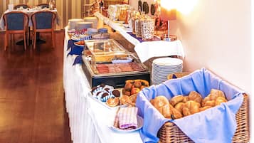 Daily buffet breakfast (EUR 6.5 per person)