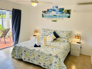 Red Hibiscus House | Free WiFi, bed sheets - Red Hibiscus Villas (Rarotonga)