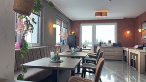 Free daily buffet breakfast  - Berghotel Hohegeiß (Braunlage)